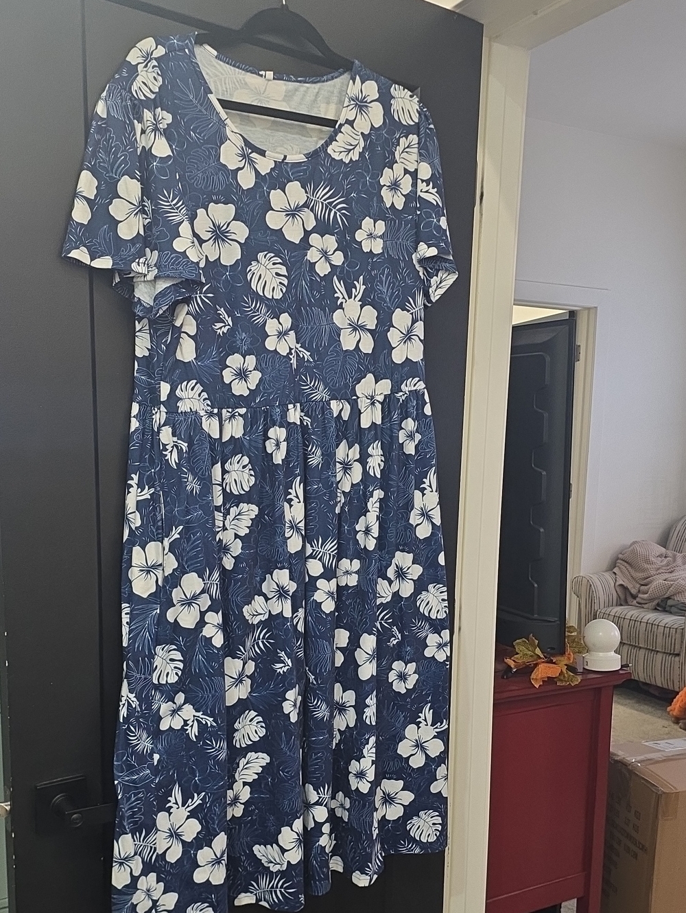 Classic Blue Floral Midi Dress - Women's
